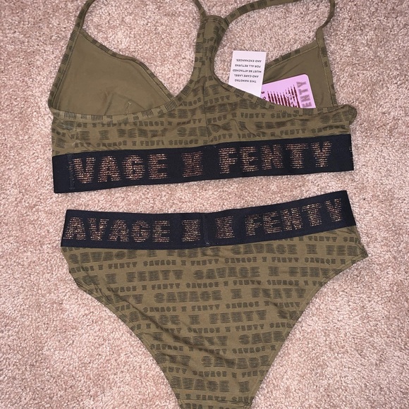 Rihanna underwear set-SOLD - Picture 5 of 8